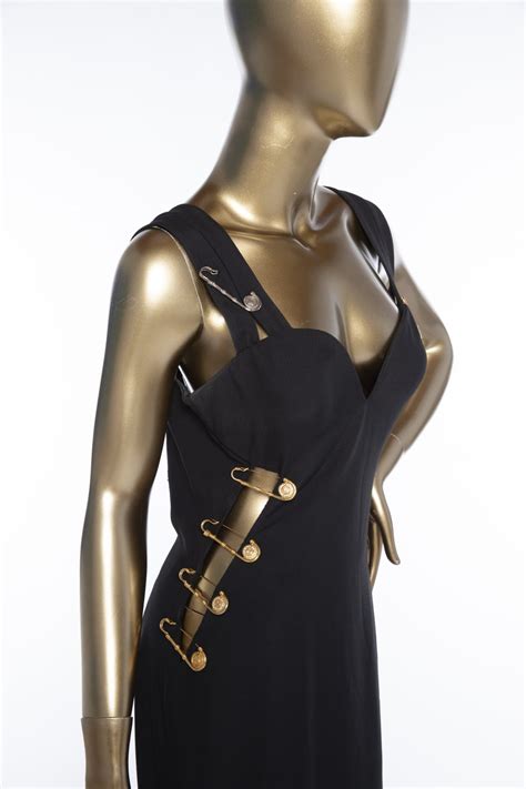 versace head pin dress